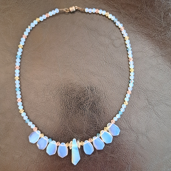 Opalite Bead Choker - Picture 1 of 12